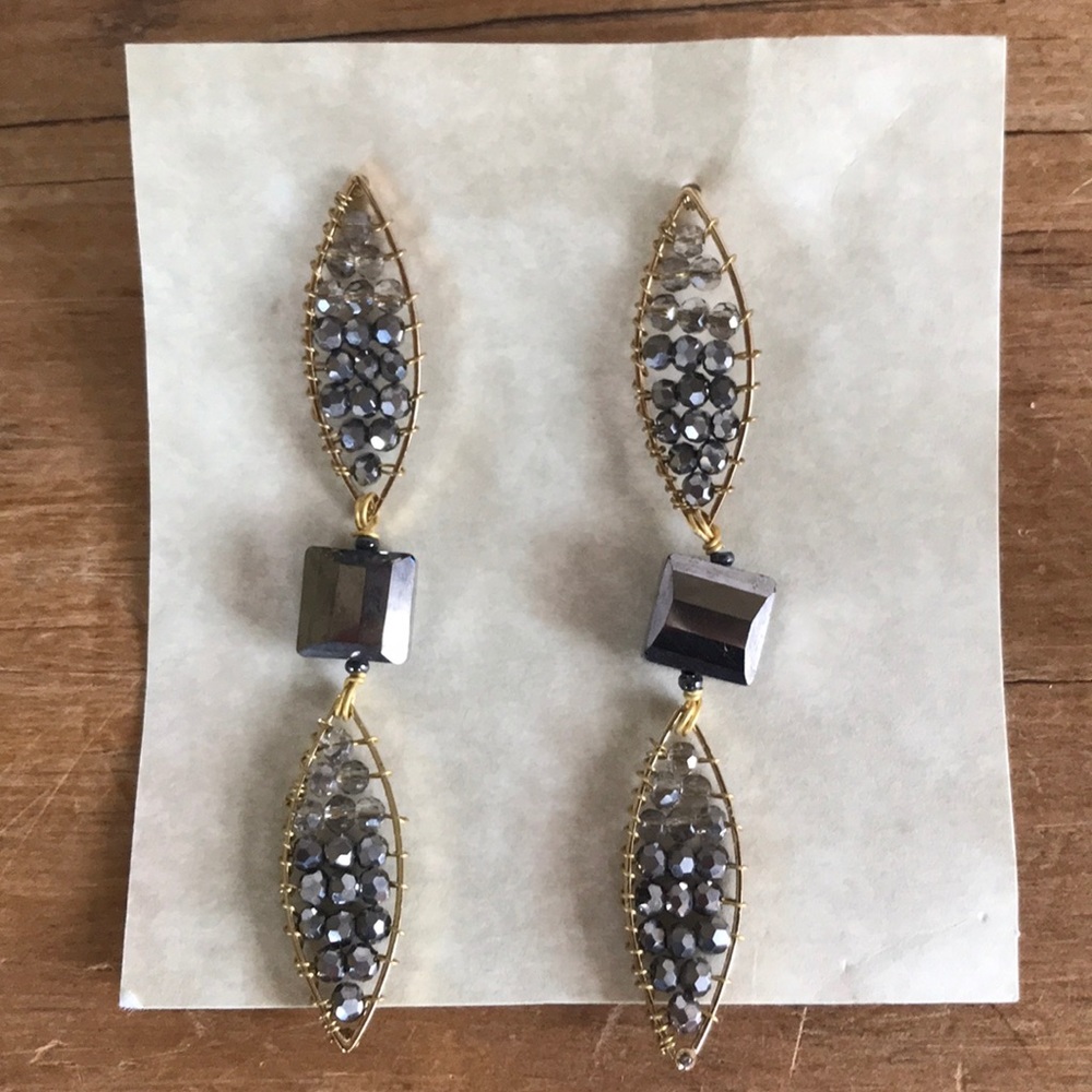 drop earrings